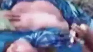 سكس فلاحي مصري شاب صعيدي ينيك مرات ابوه فى الحقل