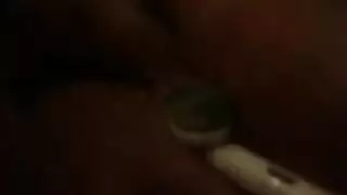 من التقبيل إلى الدفع القاسي في جلسة واحدة