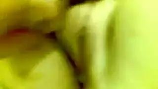 حمار يقزف ف بت