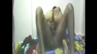 بورن فستان الزفاف: مزارع هايج يملأ كس زوجته المتسع