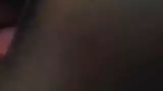 قضيب أسود ضخم جدًا يأخذ طيز أبيض كبير إلى مدينة الدفع