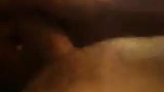 شقراء ذات لسان مثقوب معصوبة العينين وتؤخذ في جلسة بورن عنيفة