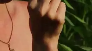 ولد بنيك أكبر منه
