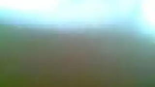 بنت تنتاك من جتها العاحوز من طيزها لابس نجارات