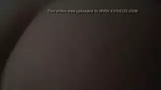 صديقتها العاهرة المفضلة تشاهدها تأخذ اختراقاً مزدوجاً