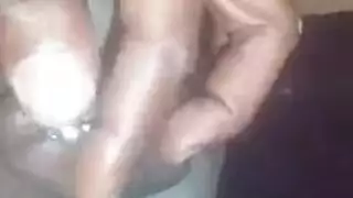 جلسة لعق مهبل مثقوب متطرفة وتدفق