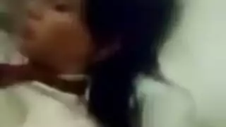 مدير المدرسه يتحرش في مدرسه