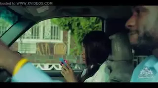 هوس فموي مراهق: مص قضيب زميل صلب حتى يقذف