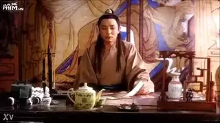 عرض كام: تلعب بفرجها تحت الفستان