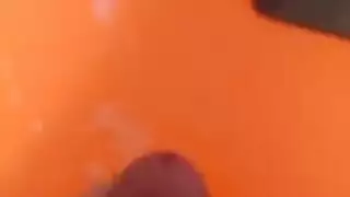 يجلخ زبه كام